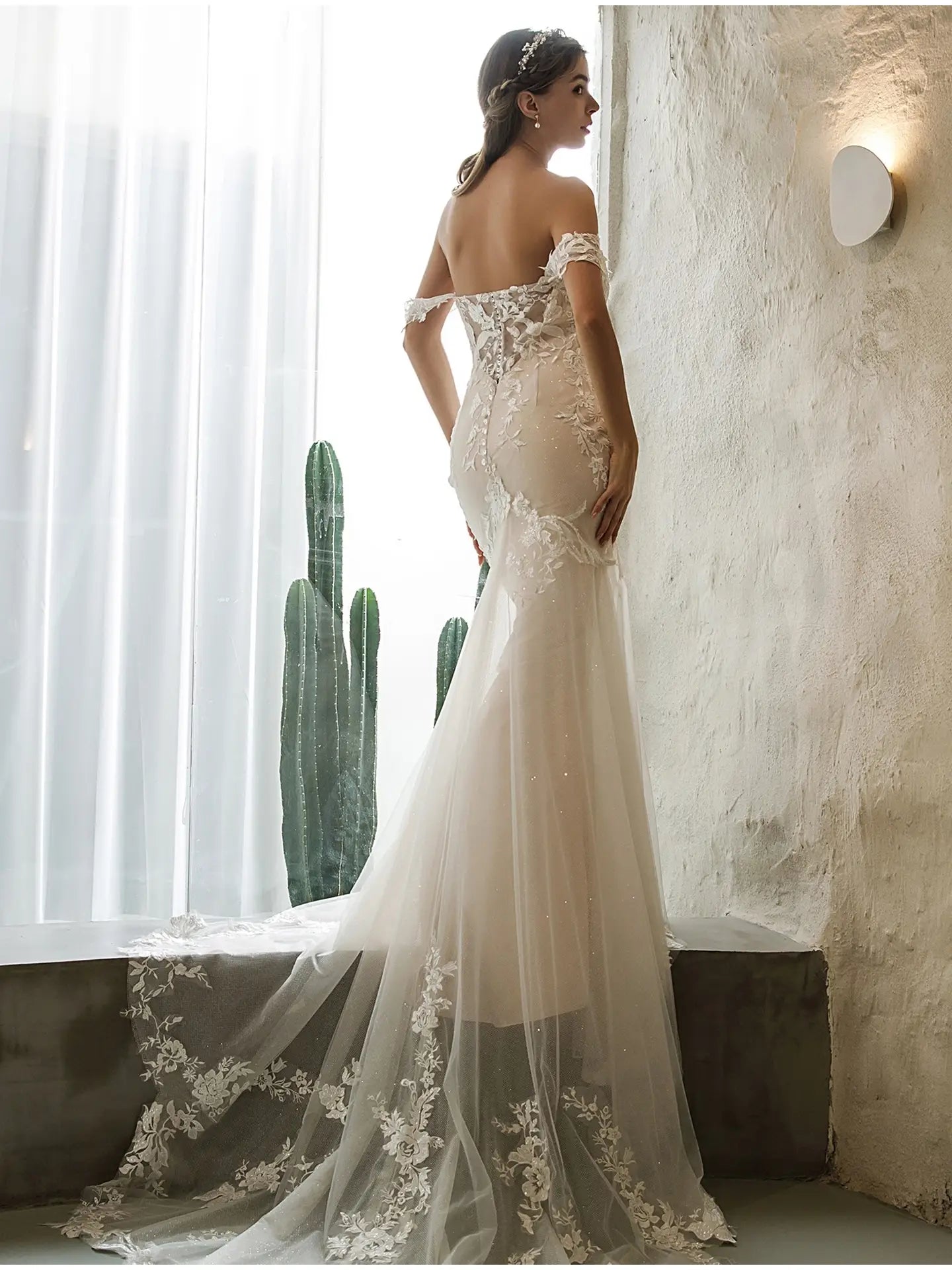 Mermaid lace wedding dress