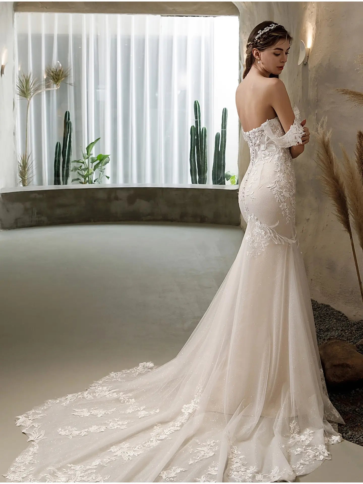 Mermaid lace wedding dress